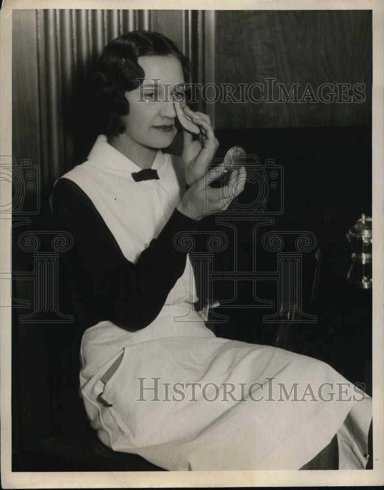 1930 Press Photo Marjorie Warner at Belmont Hotel Harvey Restaurant - Historic Images
