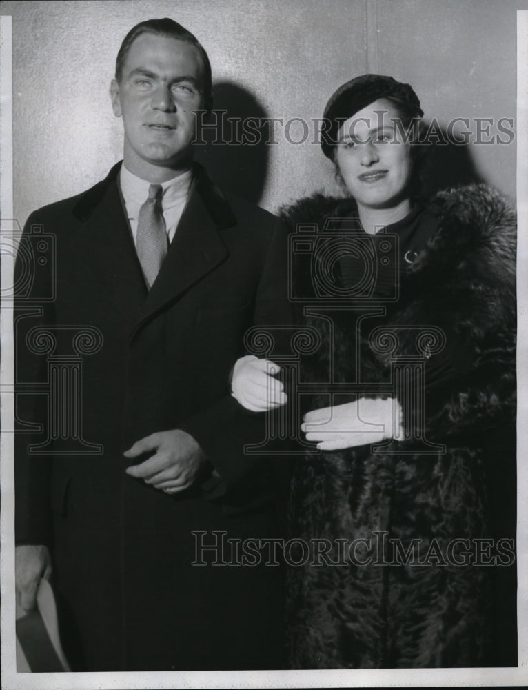 1934 Press Photo Allen Earle Whitman and Bride nee Betty Brown - Historic Images