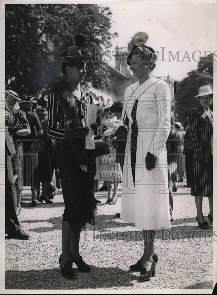 1938 Press Photo Second &quot;Journee de I&#39;Elegance&quot; brings new fashion in gatherings - Historic Images