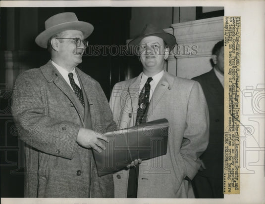 1951 Press Photo Cleveland Ohio Peter Burke Sheriff & prosecutor Louis Sheridan - Historic Images