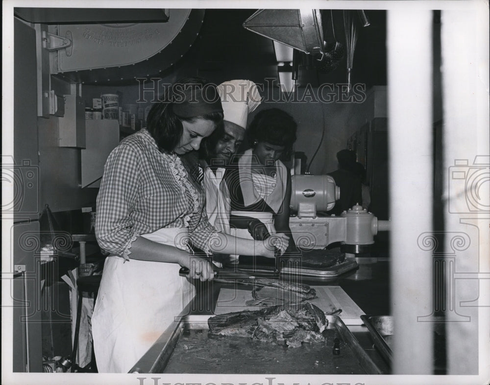 1965 Press Photo Learning by doing - Historic Images