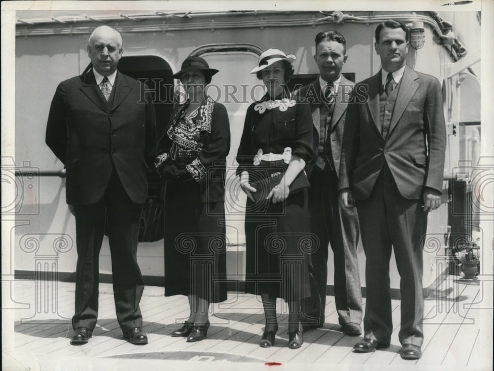 1935 Press Photo President of Good Year Tire Paul Litchfield with his wife in CA - Historic Images