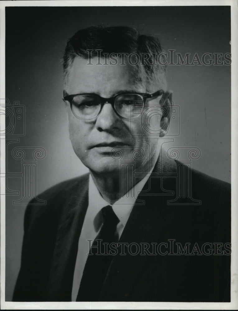 1962 Press Photo Dr Charles S Hyneman Professor at Indiana Univ - Historic Images