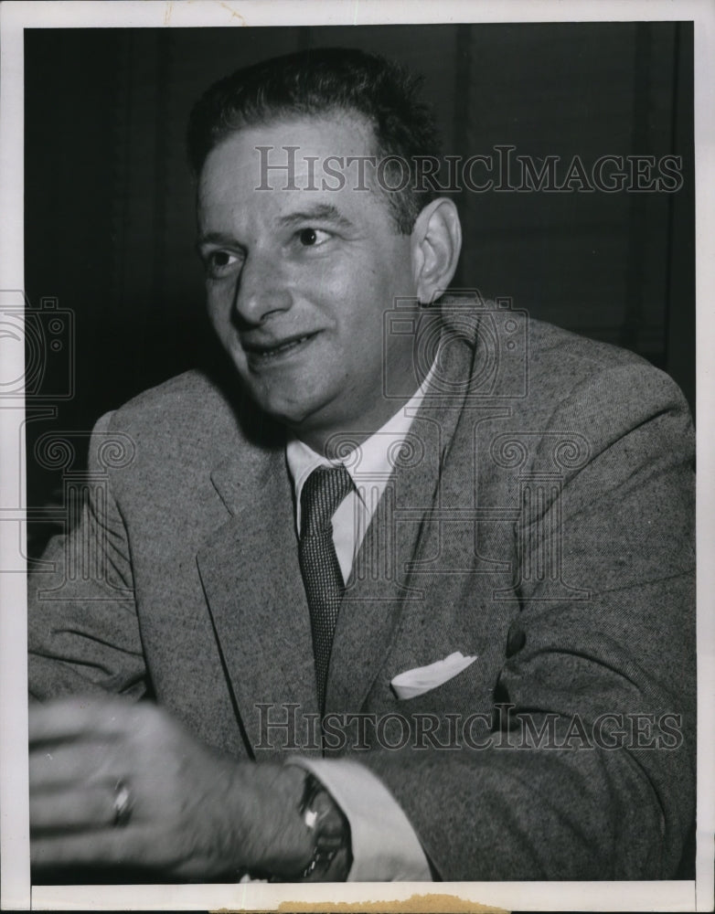 1952 Press Photo Nathaniel Weyl as he testified that Alger Hiss as communist - Historic Images