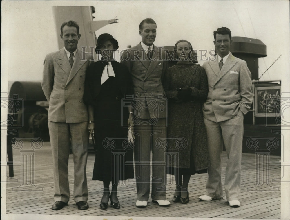 1933 Press Photo American Tennis Team at Arrived in Malolo - Historic Images