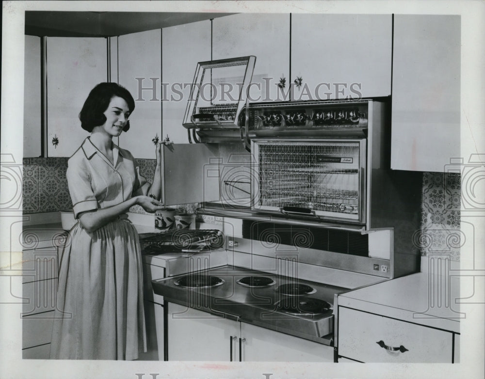 1964 The elegant electric stove-Historic Images