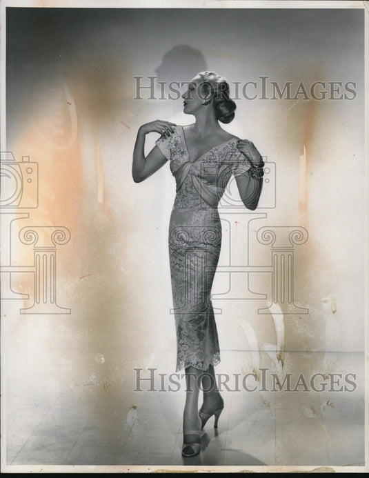 1954 Champagne Lace-Historic Images