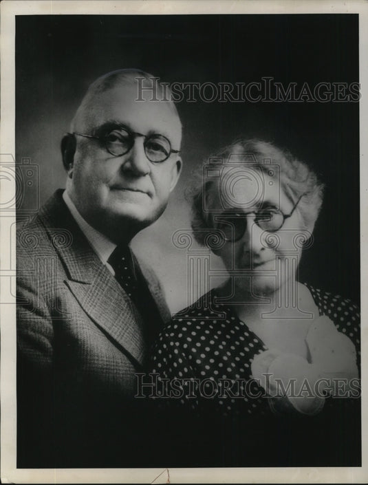1924 Press Photo Mr & Mrs Anthony Kiefet - Historic Images