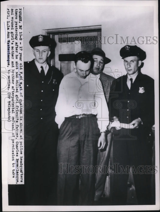 1953 Press Photo Fred West at police station for killing Charles Beyerlacque - Historic Images