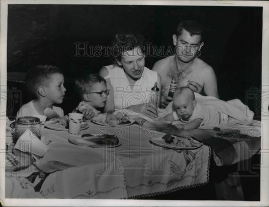1956 Press Photo Reichwein Family, Gregory, Doug, Fern, George & Janice - Historic Images