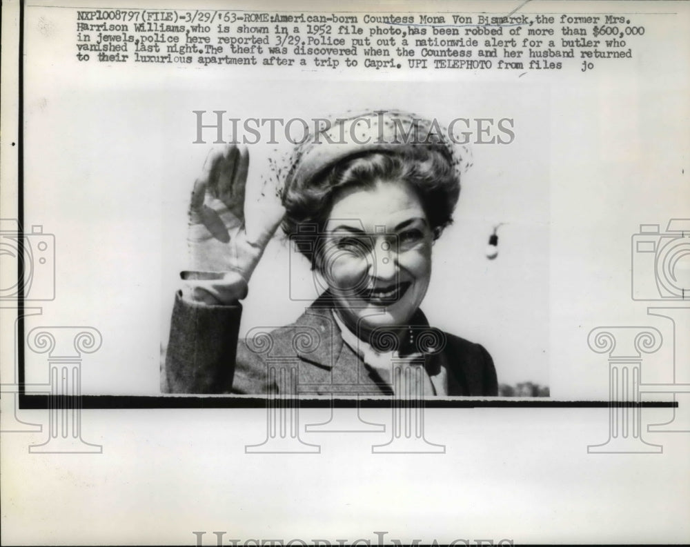 1963 Press Photo Rome Italy Countess Mona Con Bismarck after robbed of jewels - Historic Images