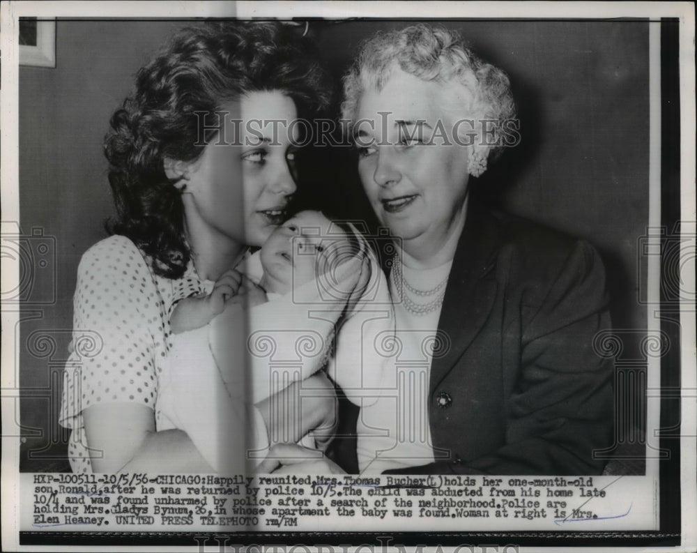 1956 Press Photo Chicago Mrs Thomas Bucher,  abducted baby returned - Historic Images