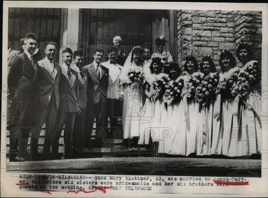 1949 Press Photo Milwaukee Wis Mary Blattner wed James Puffer, six sisters & bro - Historic Images