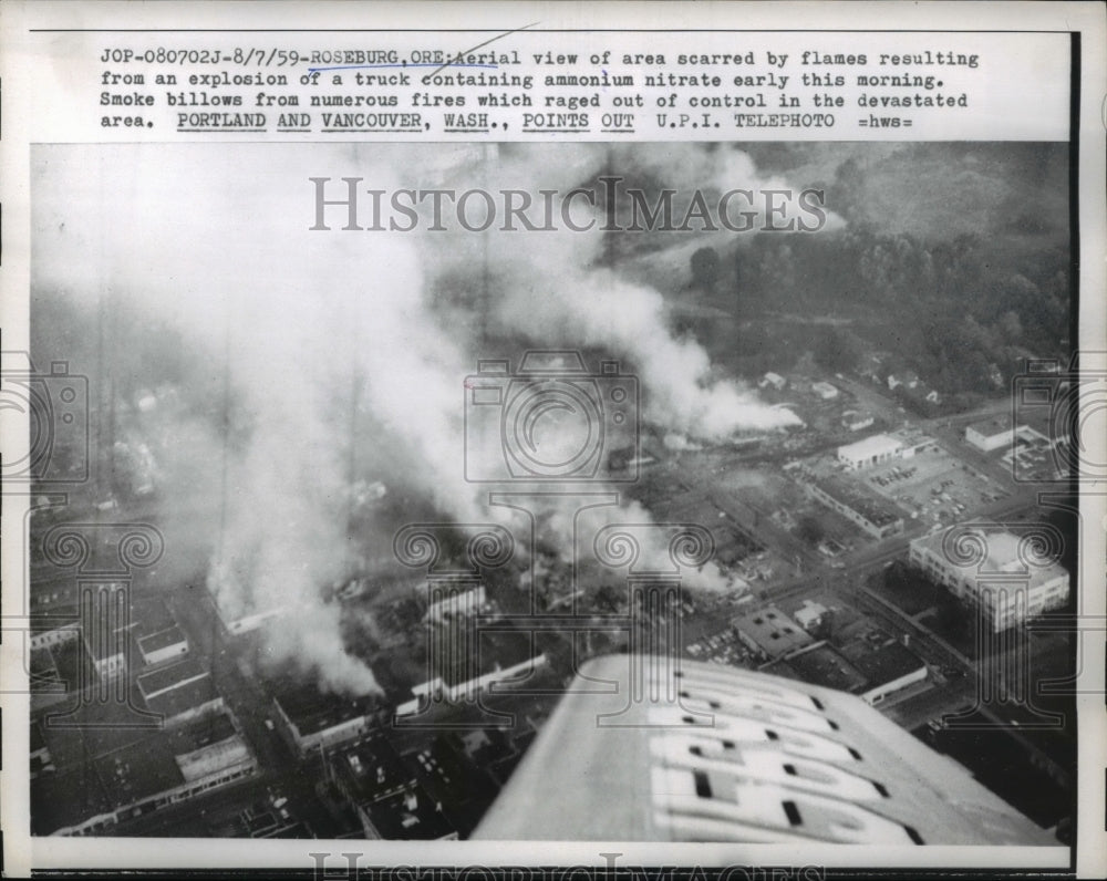 1959 Press Photo Roseburg Ore air view of dynamite truck explosion area - Historic Images