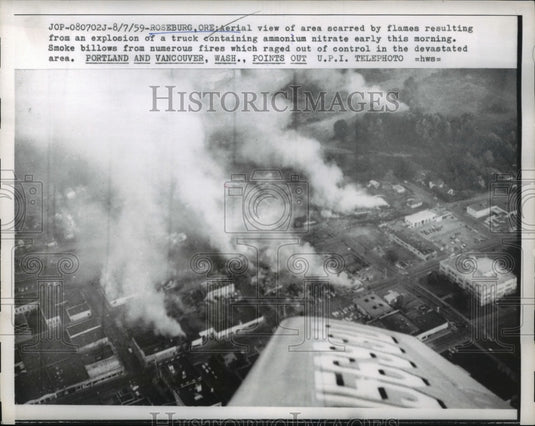 1959 Press Photo Roseburg Ore air view of dynamite truck explosion area - Historic Images