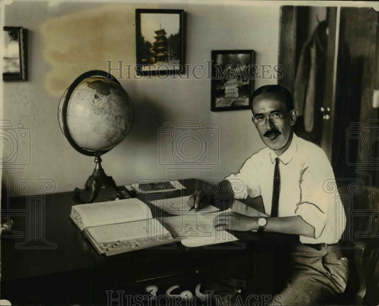1923 Press Photo P.K. Kishi Drawing Charts - Historic Images