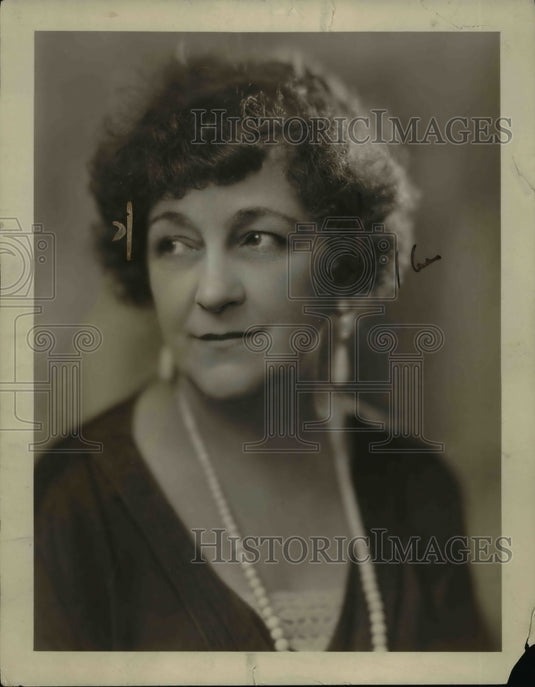 1937 Press Photo Martha Stanley Author - Historic Images