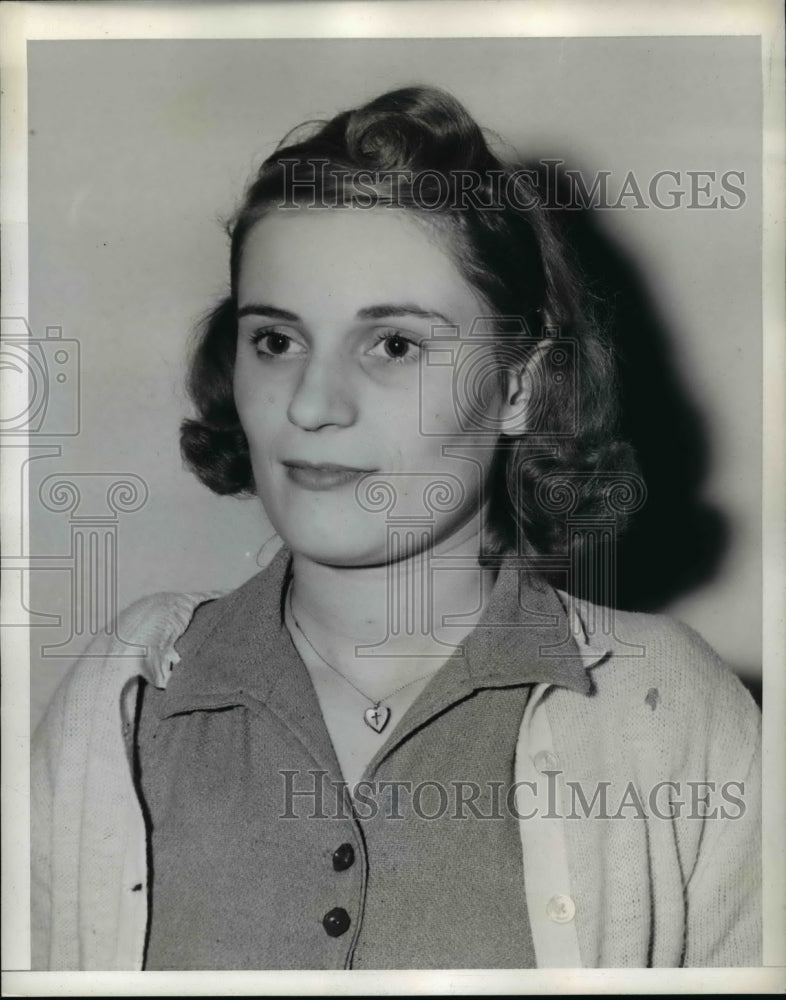 1941 Press Photo Mary Erpenbeck - Historic Images