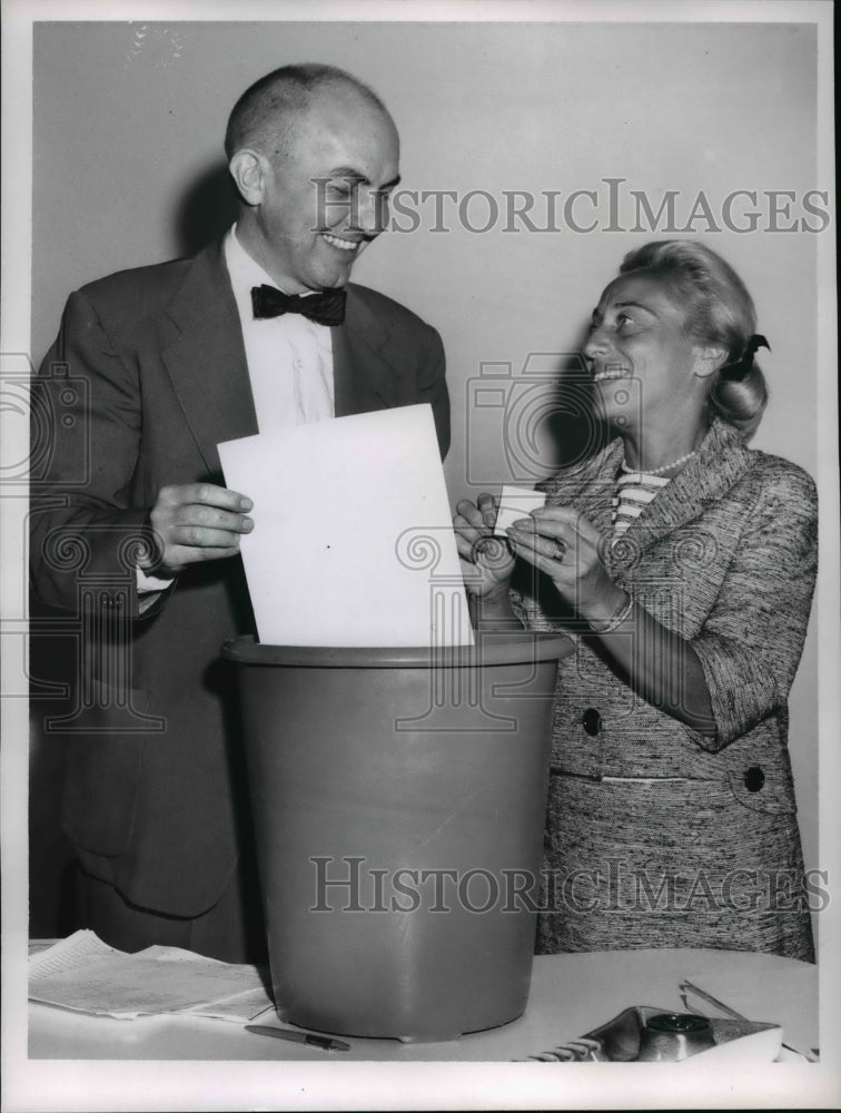 1962 Press Photo J. Richard Cartmill &amp; Mrs. Malcolm Tucker - Historic Images