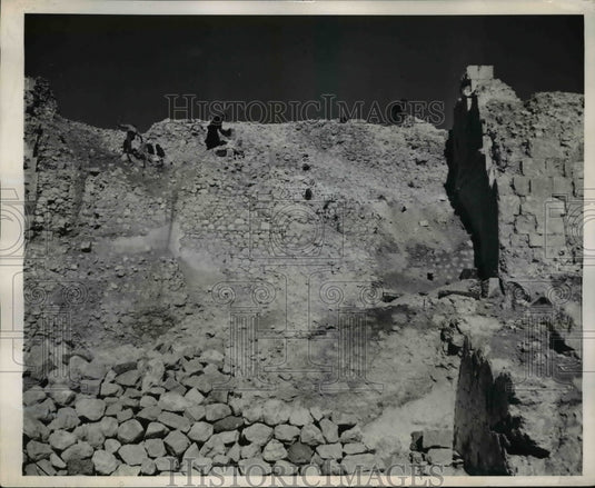 1947 Press Photo The Mount Cassino Monastery a battered wing - Historic Images