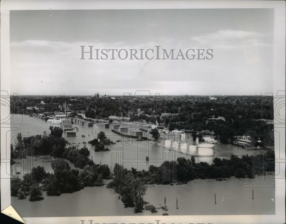 1947 Quincy Ill The Mississippi River hit a record high as it covere-Historic Images