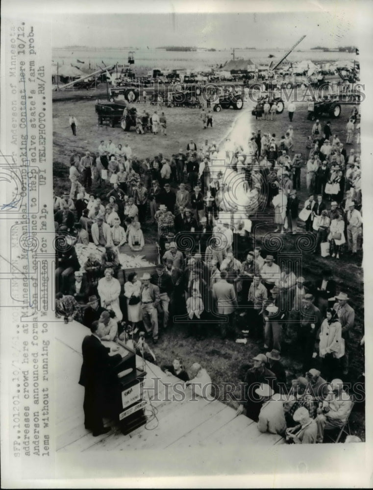 1961 Press Photo Elmer Anderson at Minnesota Mechanical Corn Picking contest - Historic Images