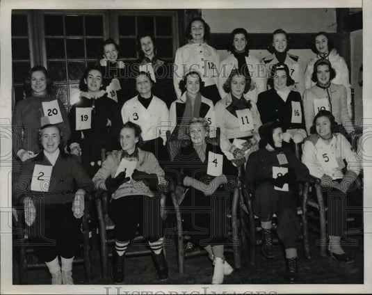 1938 Press Photo Despite lack of snow at Hanover NH The Annual Dartmouth College - Historic Images