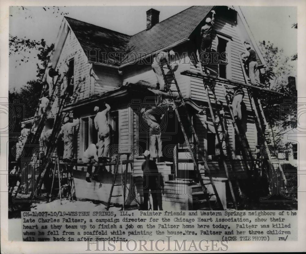 1951 Press Photo Campaign director Charles Paltzer&#39;s friends finish his home - Historic Images