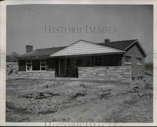 Press Photo Home of Safety - Historic Images