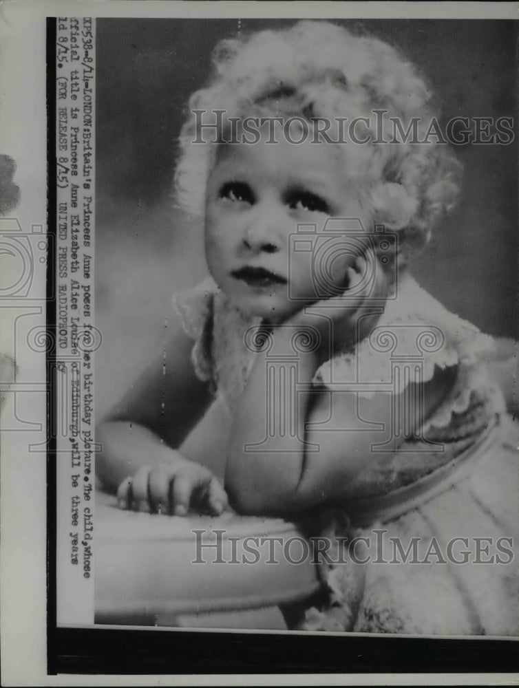 1953 Press Photo Britain&#39;s Princess Anne poses for her birthday picture - Historic Images