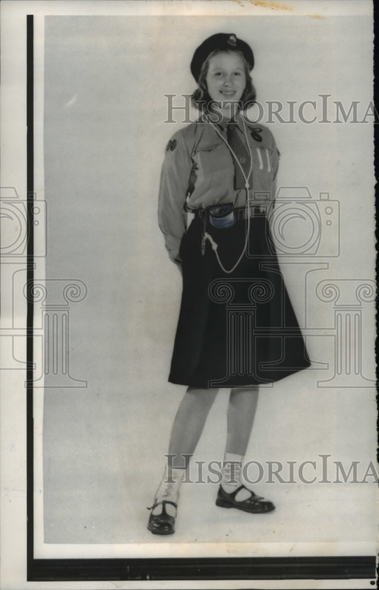 1963 Great Britain's Princess Anne, wears the uniform of the-Historic Images