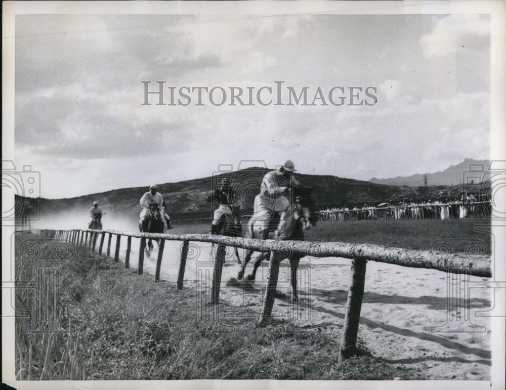 1954 Press Photo Korean Horse Race - Historic Images