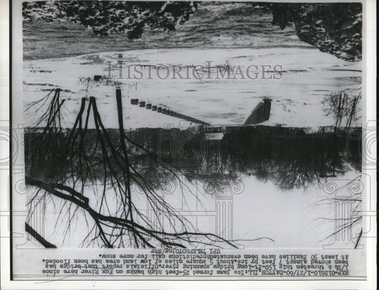 1960 Press Photo Ice Jams formed 25 feet on Fox River - Historic Images