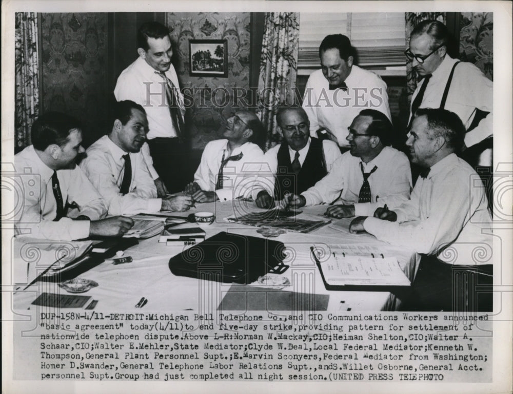 1952 Press Photo Michigan Telephone Co., and CIO Communications Workers - Historic Images