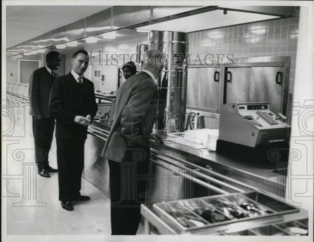 1967 Press Photo Restaurant facilities in the new expanded building - Historic Images