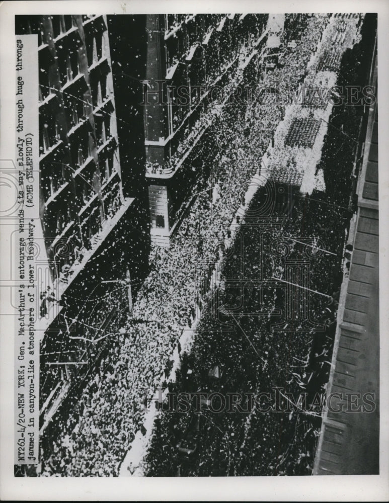 1951 Press Photo Gen.MacArthur entourage at New York City. - Historic Images