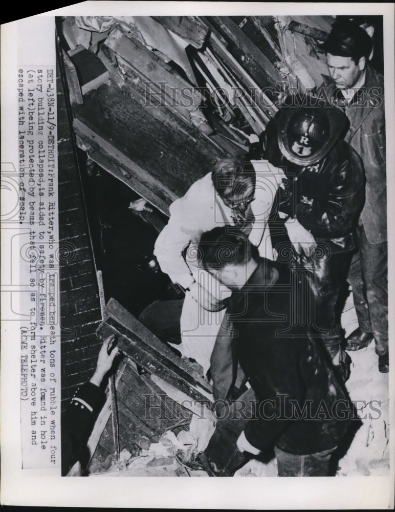 1951 Press Photo Frank Ritter trapped beneath tons of rubble when Bldg.collapsed - Historic Images