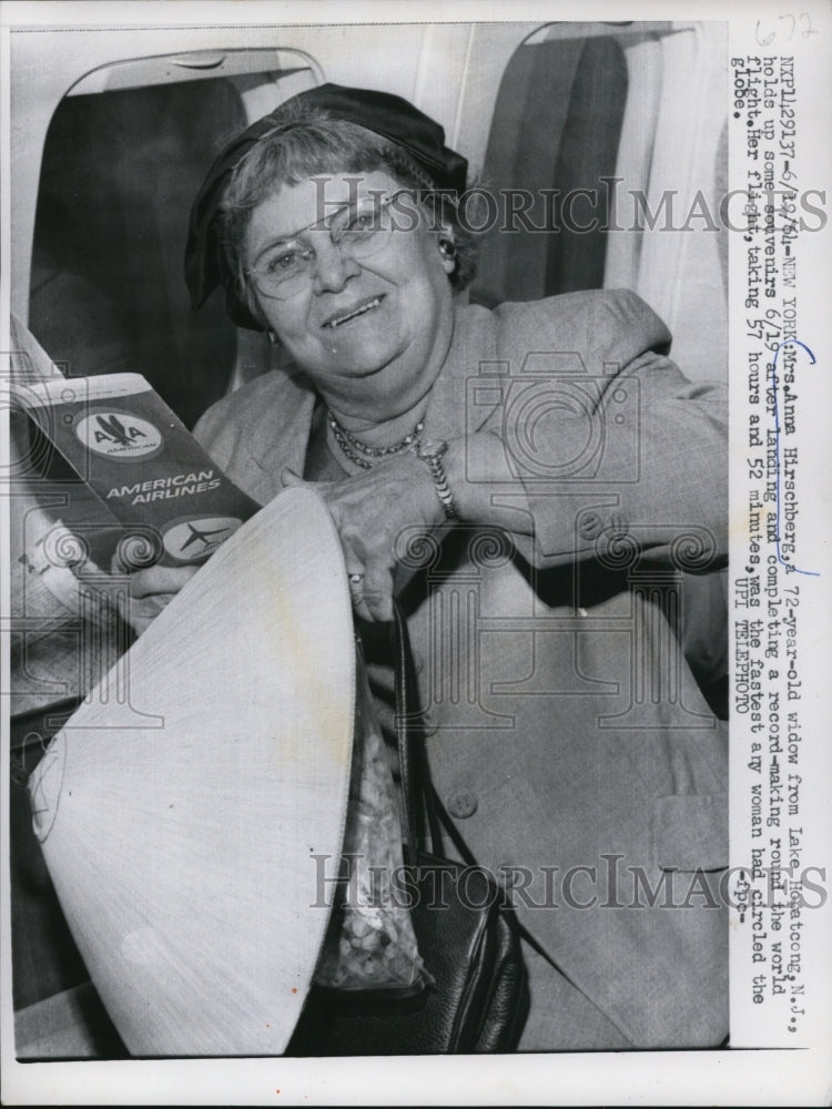 1964 Press Photo Mrs. Anna Hirschberg, 72-year old widow from New Jersey - Historic Images