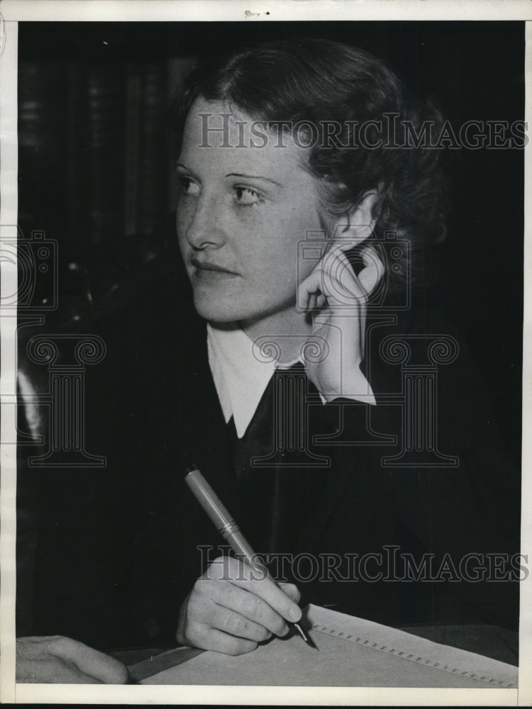 1935 Press Photo Helen Laura McGruder filed civil action against Charles Hoeppel - Historic Images