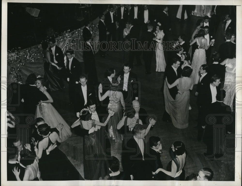 1936 Press Photo Society dance to Meyer Davis band at Philadelphia Pa - Historic Images