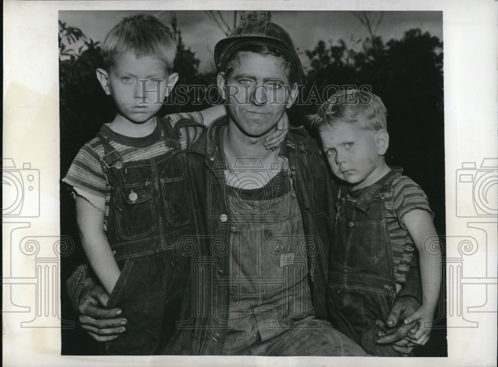 1941 Press Photo Mine survivor Luther Payne &amp; sons Randall and Donald - Historic Images