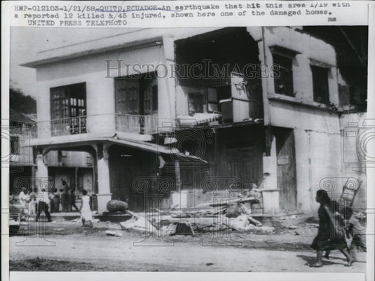 1958 Press Photo Quito Ecuador an earthquake his this area with a reported 12 - Historic Images