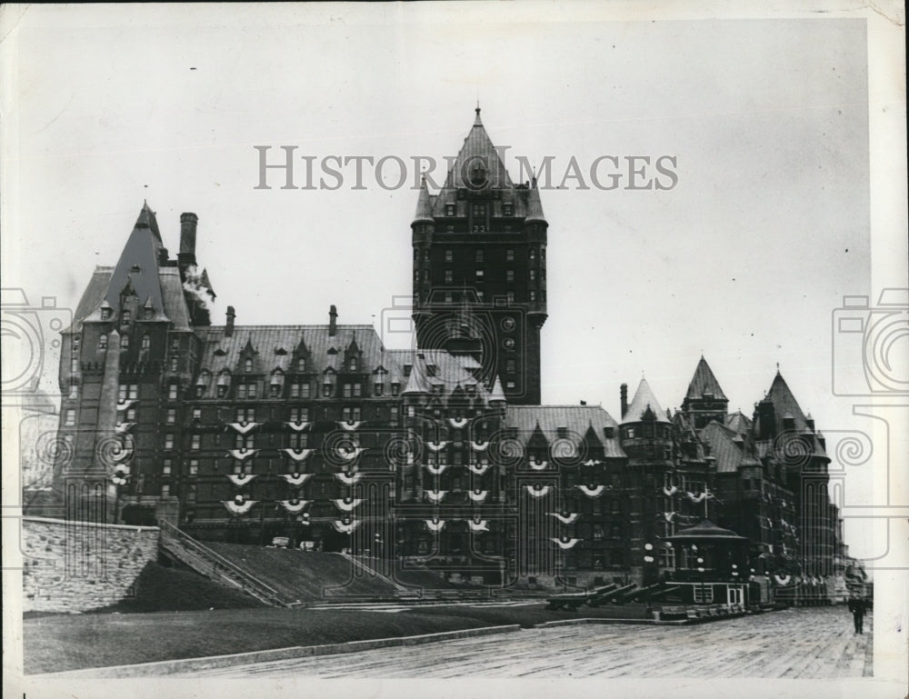 1943 Press Photo Quebec Canada the Chateau Frontenac - Historic Images