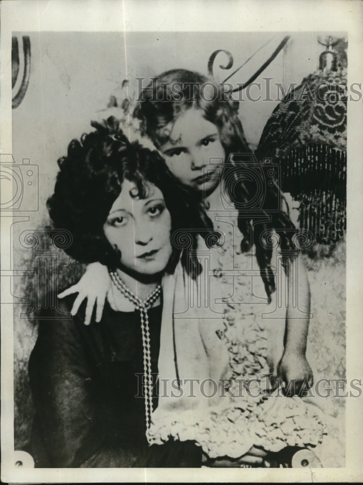 1929 Press Photo Camden NJ Mrs Myrtle Flannigan who recently died willed her - Historic Images