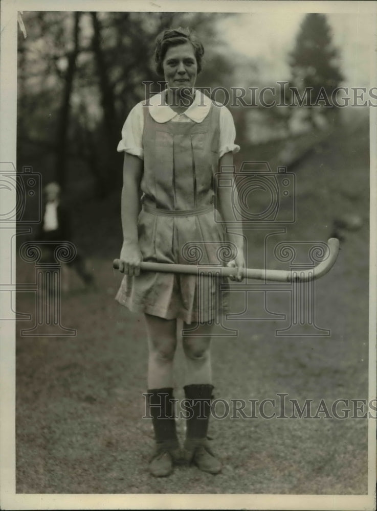 1930 Press Photo Bryn Mawr College Field Hockey Team Captain Elizabeth L Baer - Historic Images