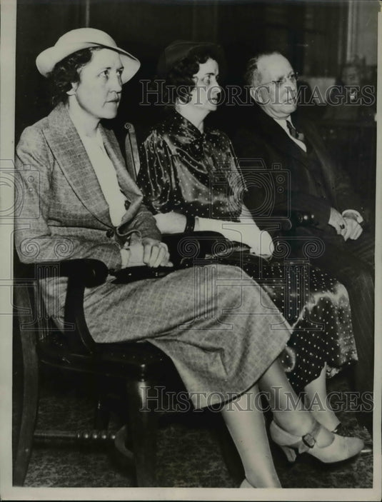 1936 Press Photo L-R: John J.O'Donnell, Ms. Margaret Brady & Ms. Esaline Brady - Historic Images