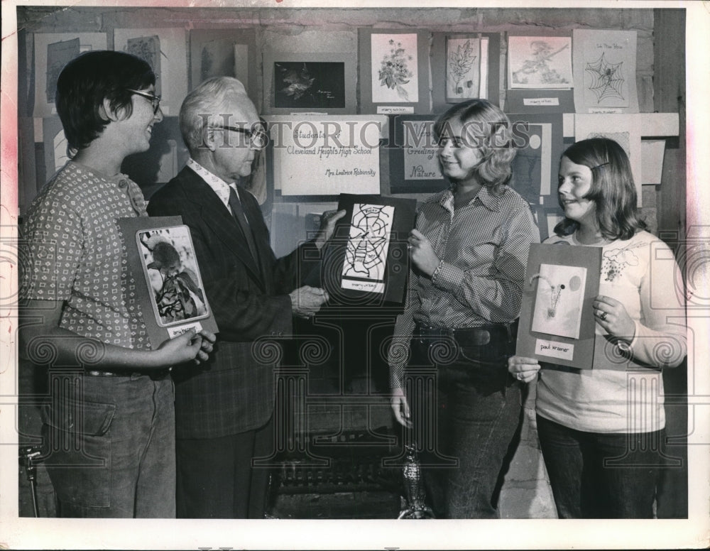 Press Photo L to R; Paul Kramer, Walter Kincaid, Fran Saguau and Barb Tucker - Historic Images