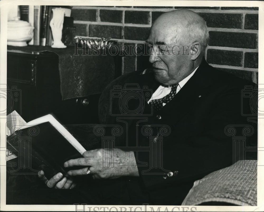 1937 Press Photo John McKee-Historic Images