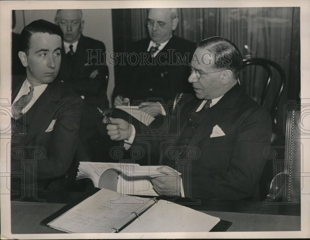 1936 Press Photo J.J. Anzalone Speaks to Senator Wheeler - Historic Images