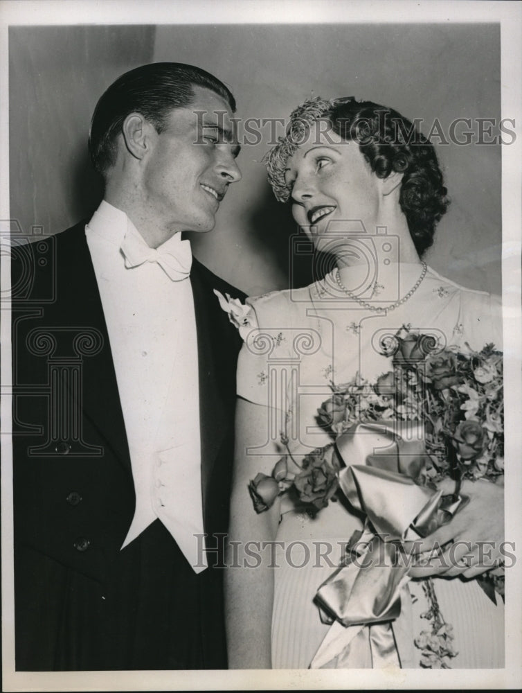 1938 Press Photo Ellen McAdoo and musician William Hinshaw after their wedding - Historic Images